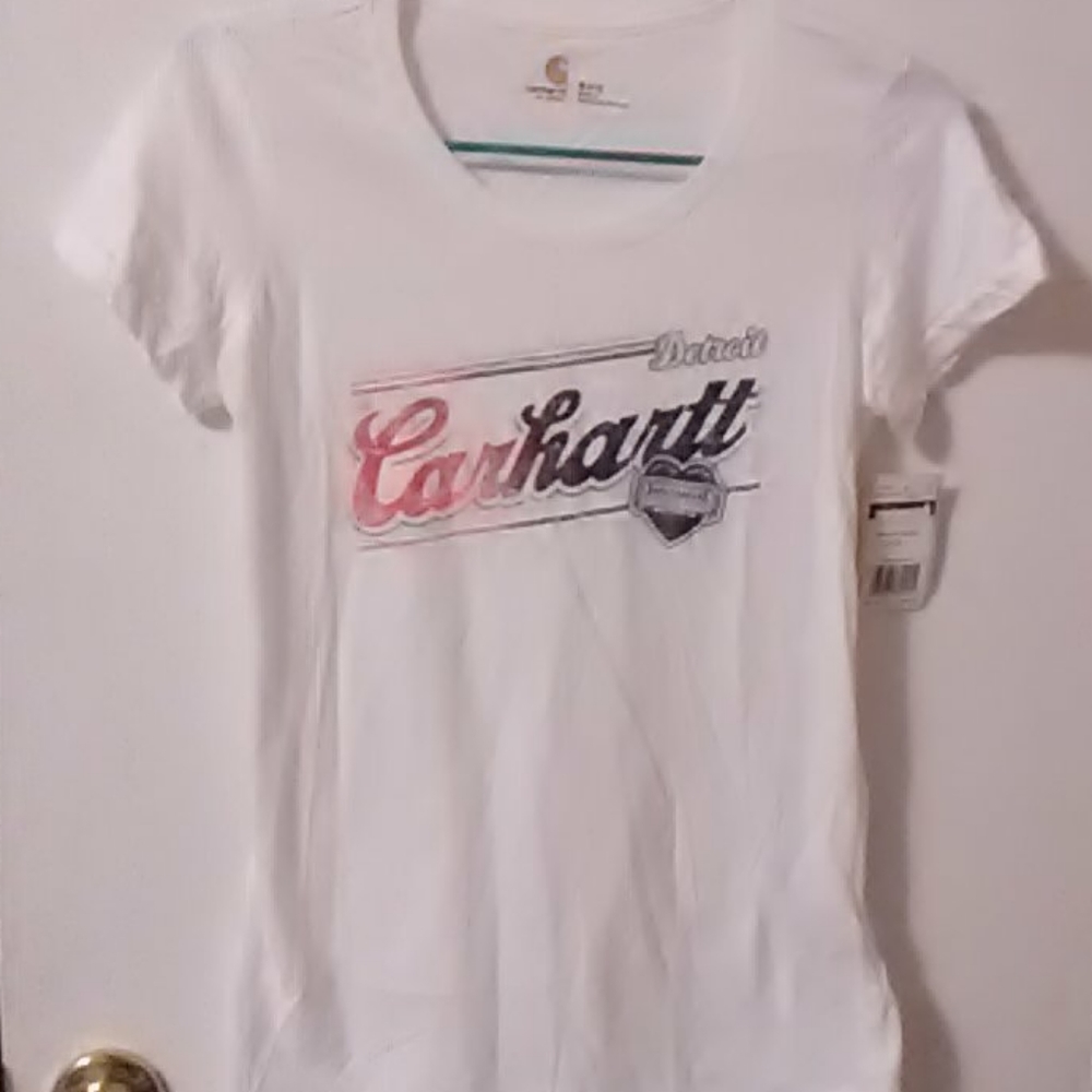 Women's Carhartt t-shirt